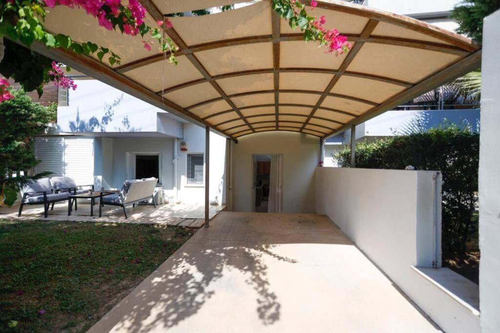Pame Rentals - Cozy Glyfada Stay With Free Parking 雅典 外观 照片
